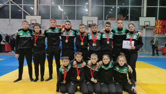 Четирима златни медалисти от турнир в Скопие има клуба по самбо и джудо 