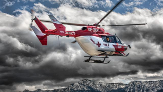 МЗ обяви обществена поръчка за закупуване на шест медицински хеликоптера