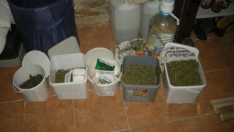 Англичанин държал 1,709 кг. марихуана в мазе