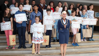 Богомил Петков връчи отличия на тамплиерите на малки таланти