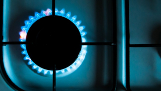 Битовите потребители на природен газ ще бъдат компенсирани със сметките за януари