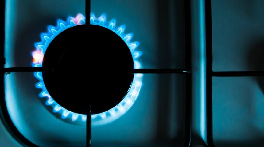 Отново се вдига цената на природния газ, за март с 3.5 на сто повече от февруари