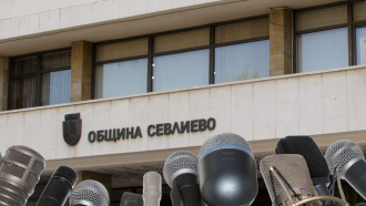 Как тайният PR на Община Севлиево държи гражданите далече от „ку