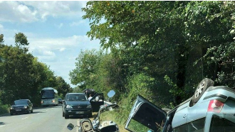 Жена пострада в катастрофа между три коли край с. Богатово