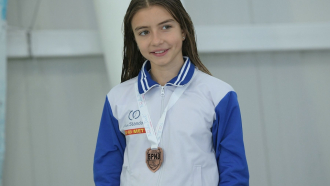 Два златни медала за Ивайла Йонкова от международен плувен турни