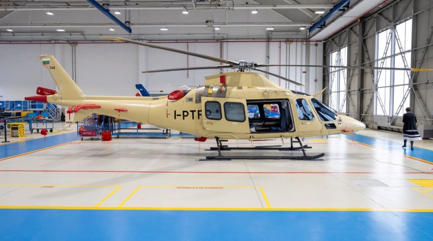 Първият български хеликоптер за медицинска помощ по въздух е готов за тестване