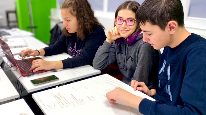 Училищна Телерик Академия отвори приема за безплатните си ИТ обучения за ученици в Севлиево