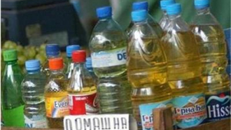 20 литра ракия и златна пара откраднали в Сенник
