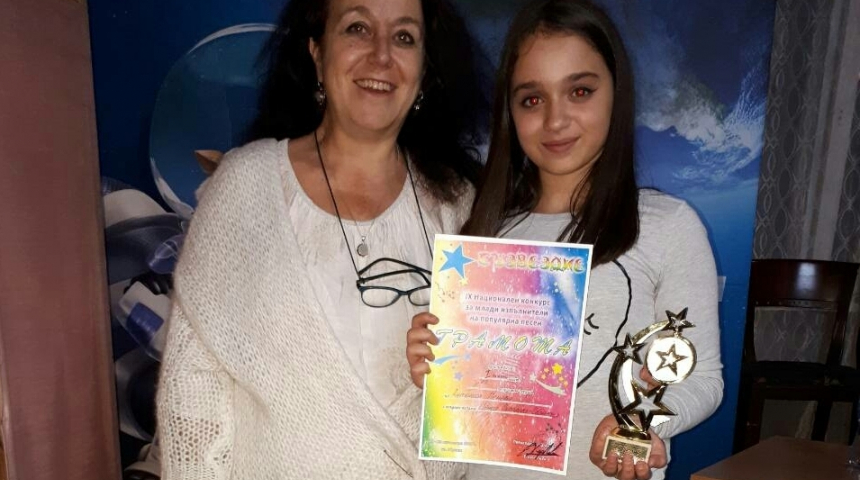 Антония и Гала - сред най-добрите в конкурса "Съзвездие”