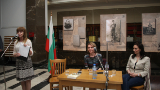 Ивинела Самуилова тръгва на литературно турне