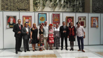 От Шанхай: наши рисунки - символи на българската идентичност