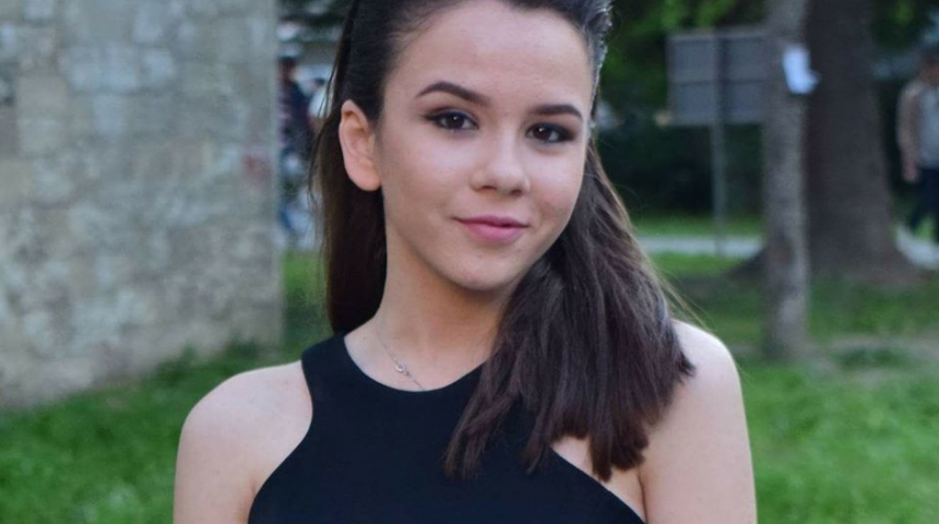 Симона Захариева е трета в поп-рок конкурса „Сарандев“