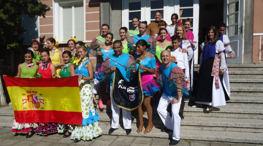 В Дамяново почерня от хора заради испанските танцьори