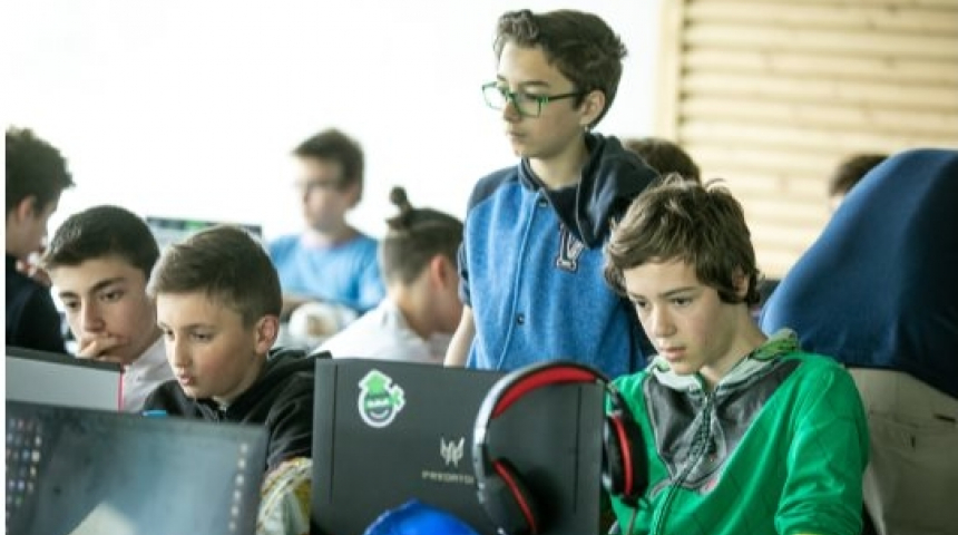 Телерик Академия стартира школа по IT науки\nза ученици в Севлие