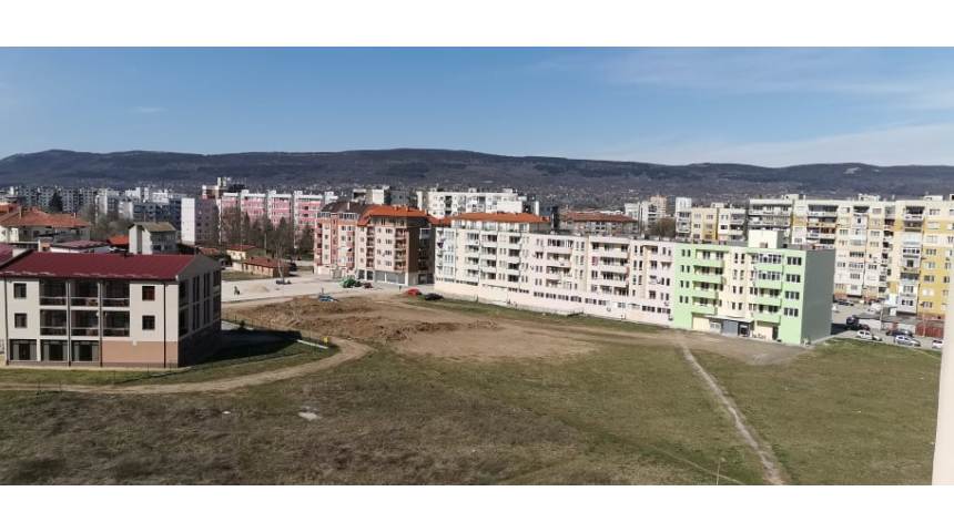 Община Севлиево продава парцел за жилищна сграда, граждани са пр