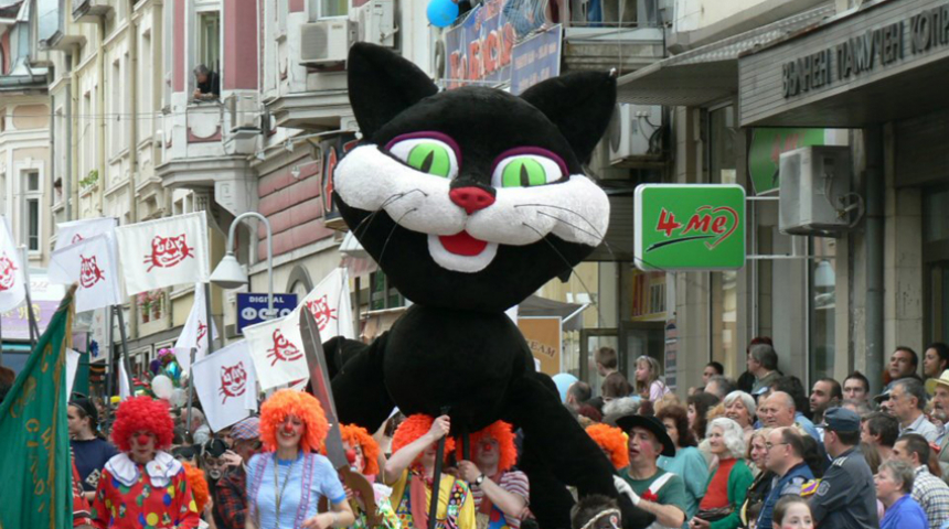 Утре Габрово е карнавал, шествието тръгва в 18.00 часа