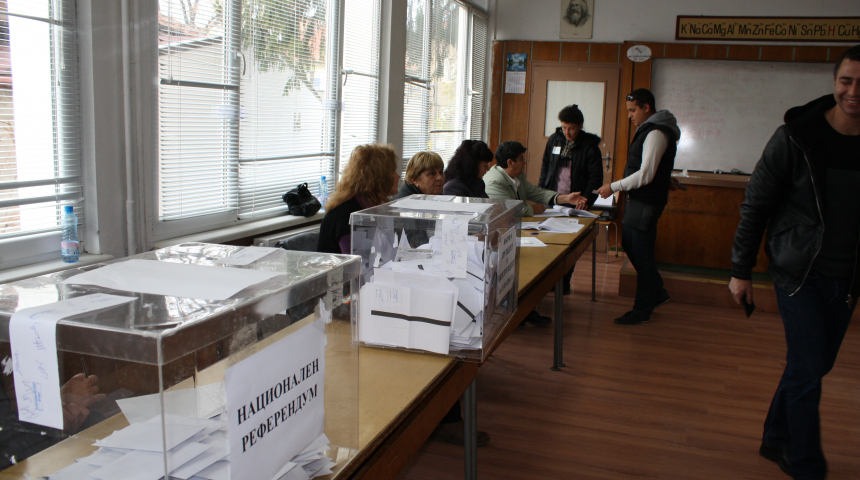 27% от избирателите в Севлиевско гласуваха до 13.00 часа