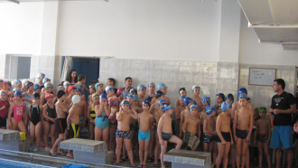 87 плувци се включиха в коледния градски турнир