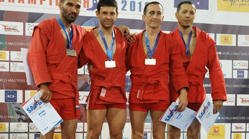 Евгени Генов стана световен шампион по самбо за майстори ветеран
